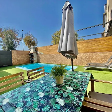 Holiday home Charming House With Pool Dora By Hl Vilanova i la Geltru